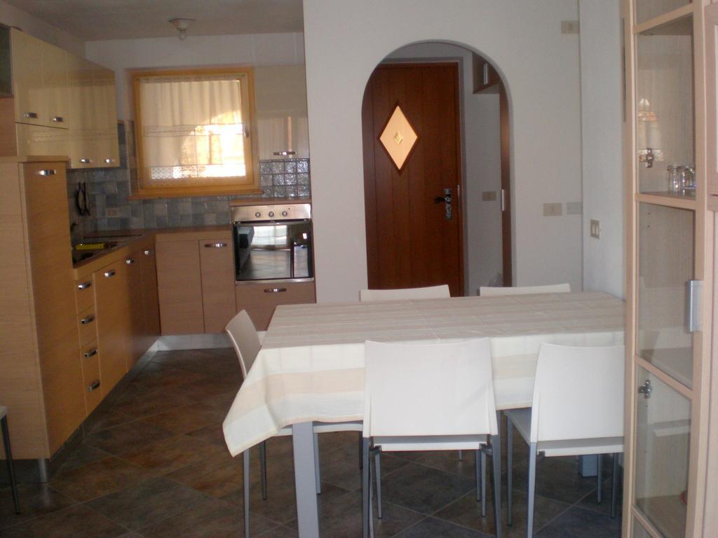 Anna Apartment Pozza di Fassa Exterior photo